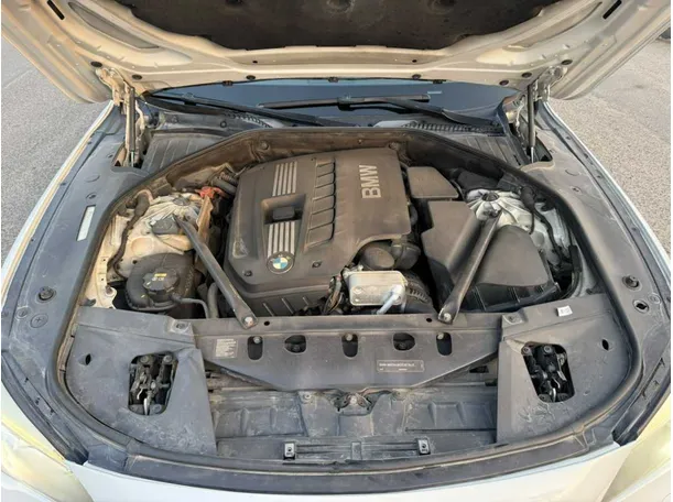 Car image 42