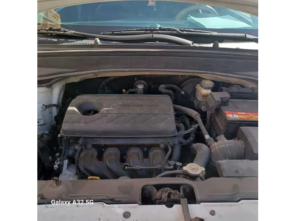 Car image 32