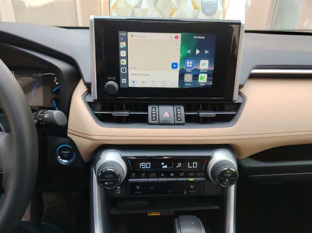 Car image 27