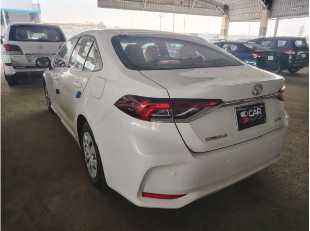 Car image 7
