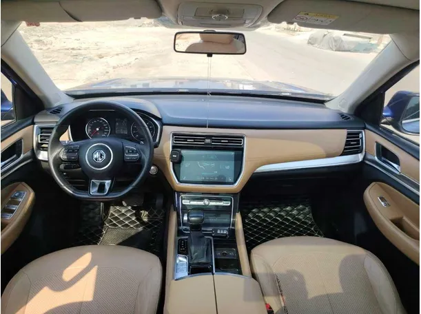 Car image 21