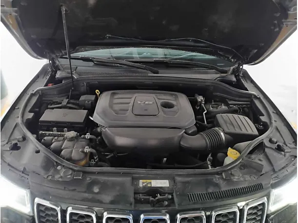 Car image 25