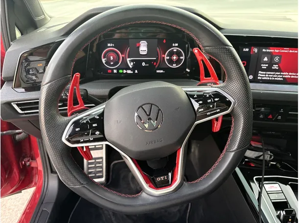 Car image 24
