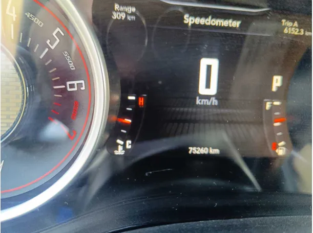 Car image 26