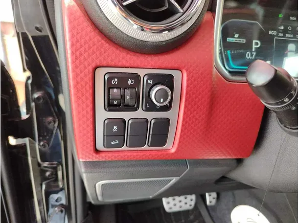 Car image 39
