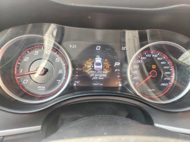 Car image 23