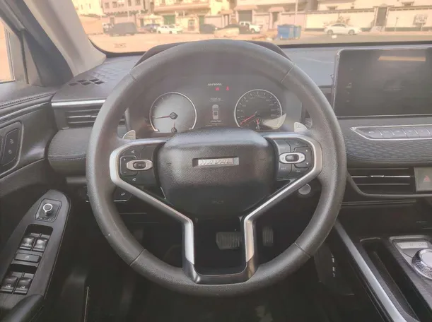 Car image 21