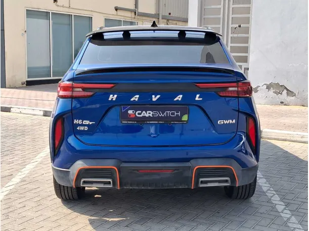 Car image 6