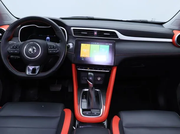 Car image 14
