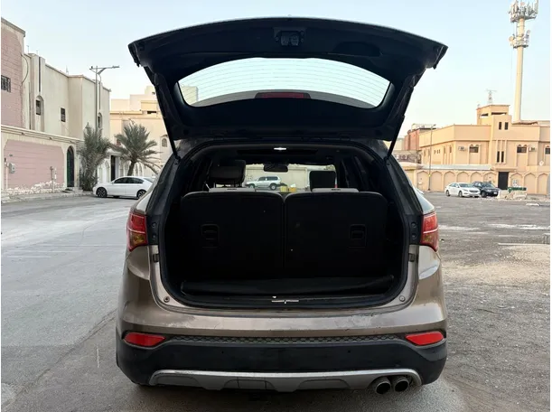 Car image 22
