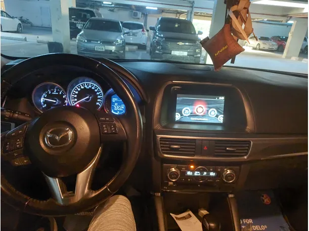 Car image 7