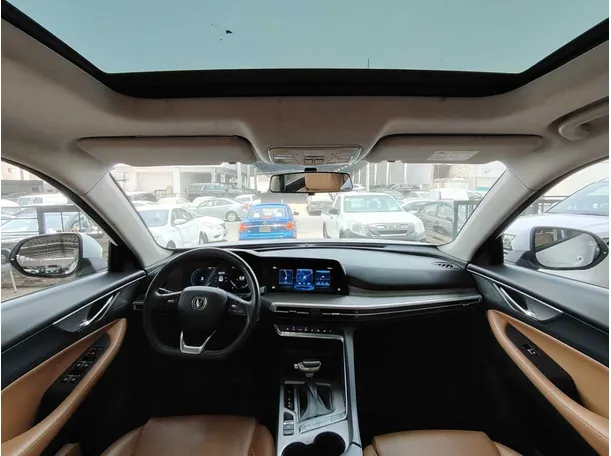 Car image 20