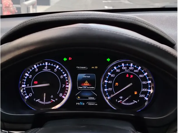 Car image 23