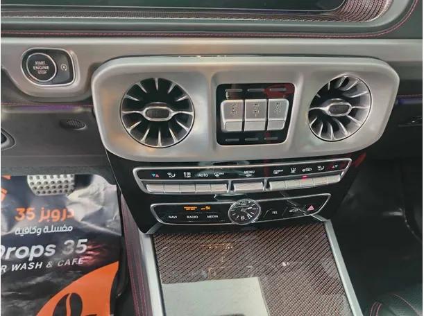 Car image 24