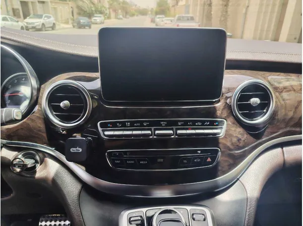 Car image 22