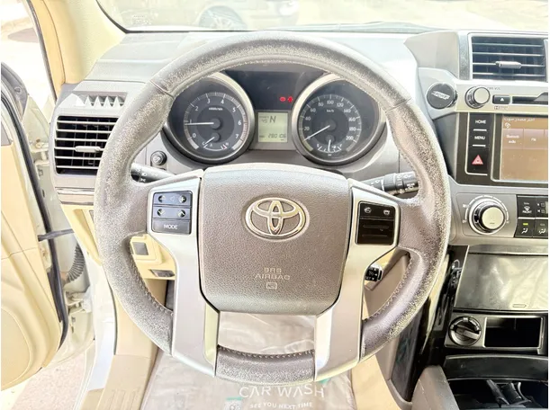 Car image 22