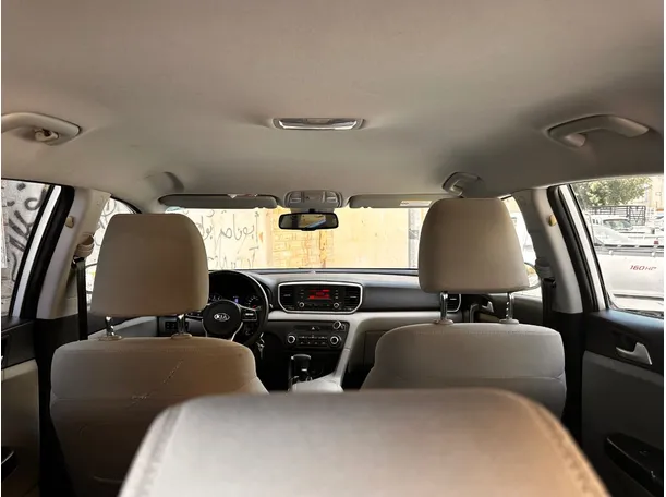 Car image 24