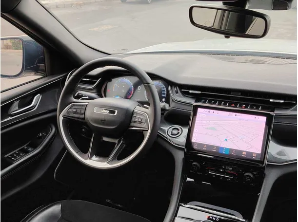 Car image 21