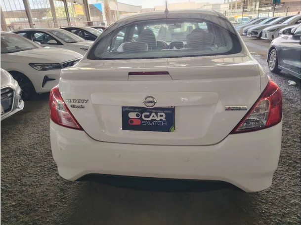Car image 6