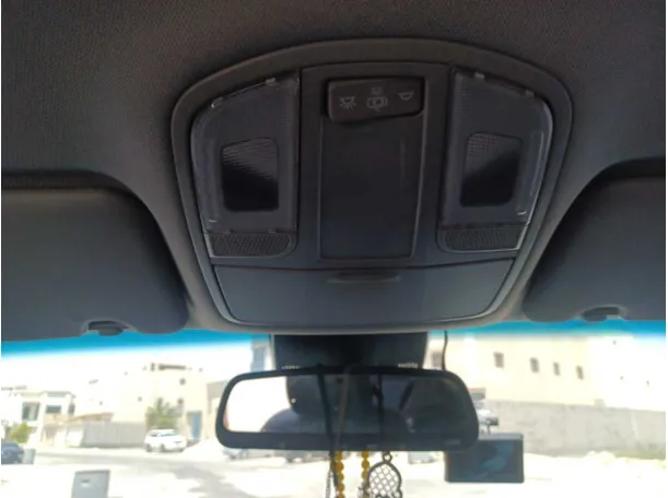 Car image 21