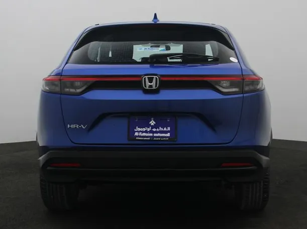 Car image 12