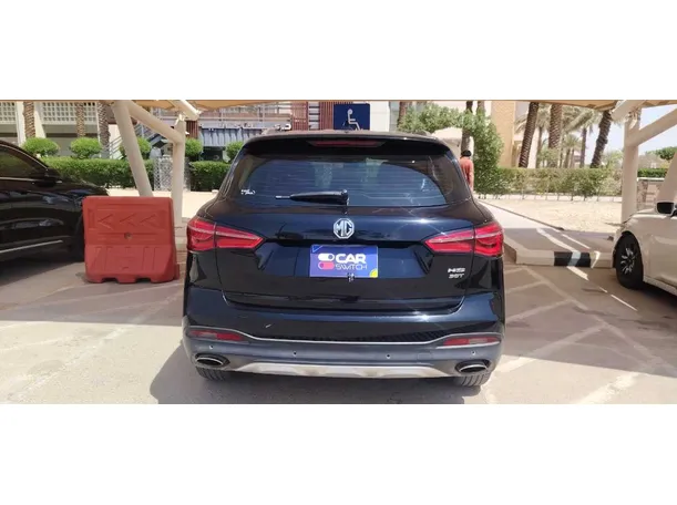 Car image 6