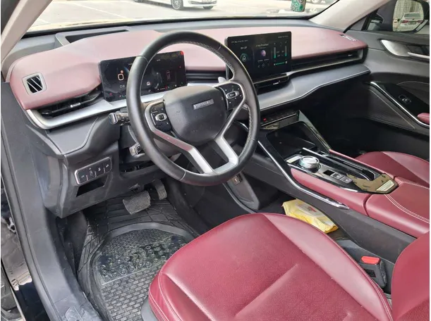 Car image 11