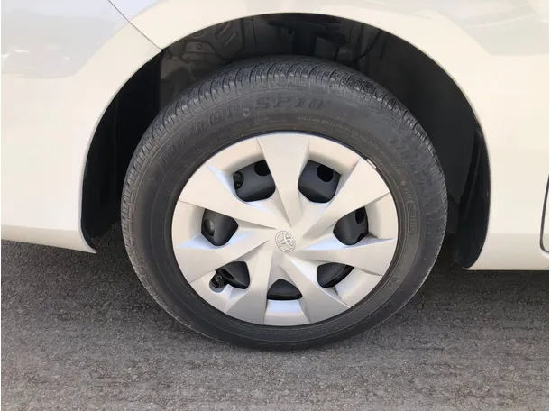 Car image 10