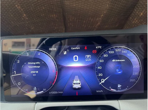 Car image 17