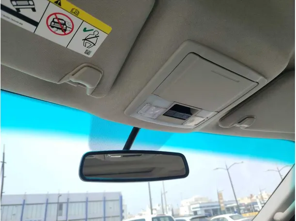 Car image 42