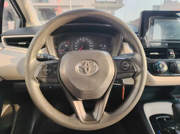 Car image 21
