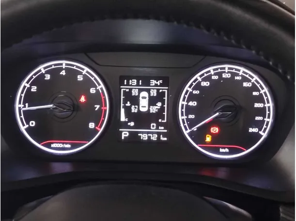 Car image 25