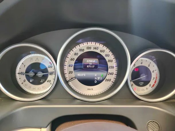 Car image 29