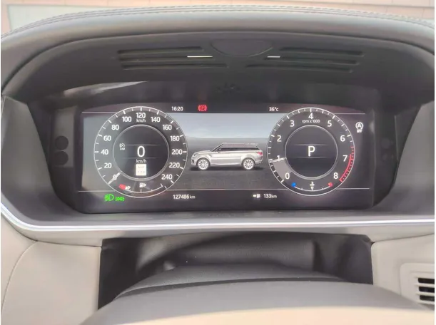 Car image 29