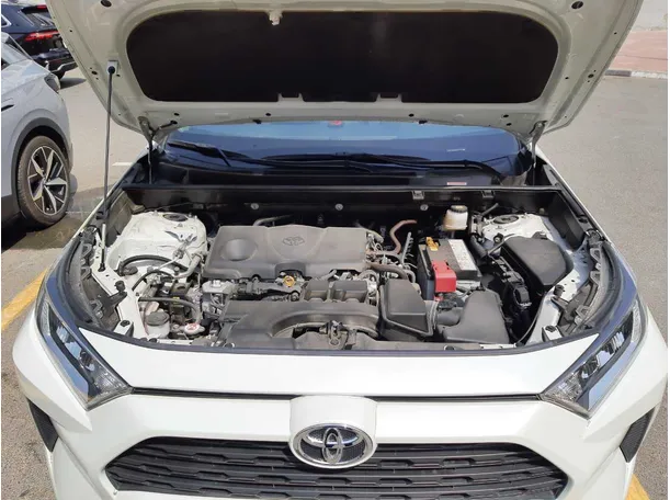 Car image 20