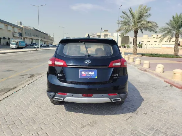 Car image 6