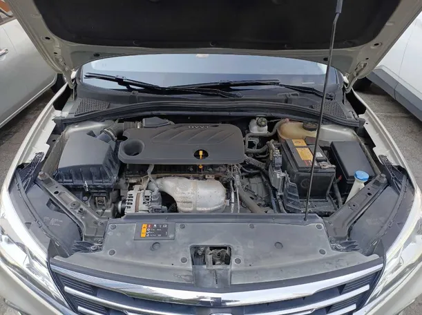 Car image 22