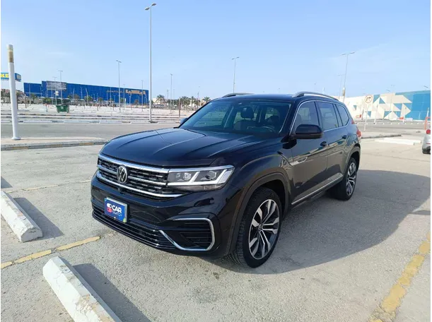 2022 Volkswagen Teramont in Al-Khobar