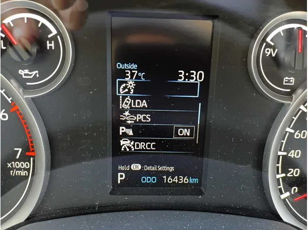 Car image 21