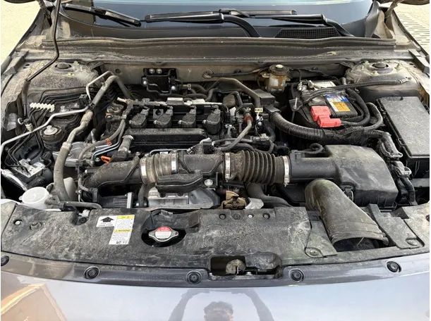 Car image 32