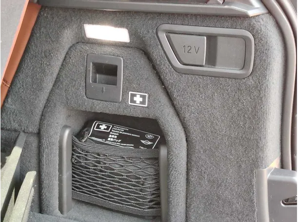 Car image 41