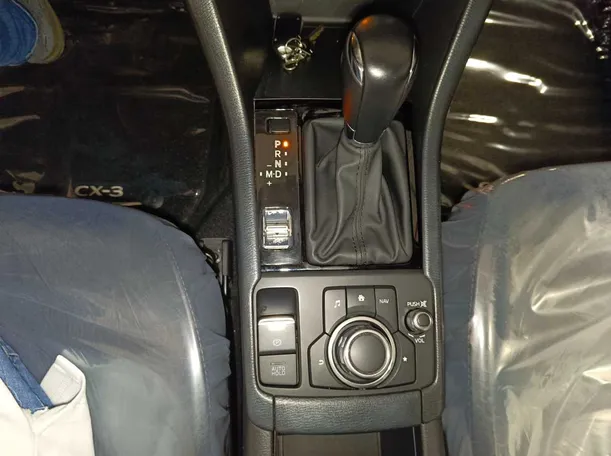 Car image 23