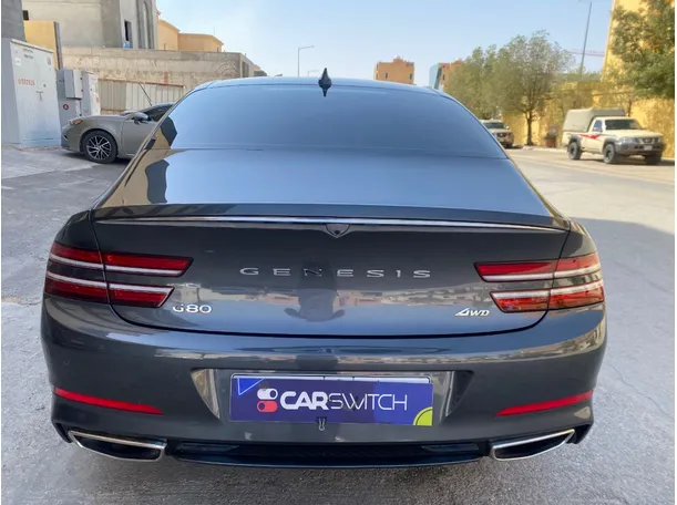 Car image 6
