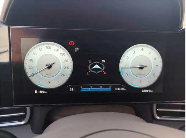 Car image 24