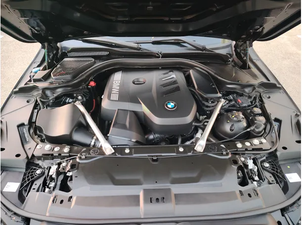 Car image 39