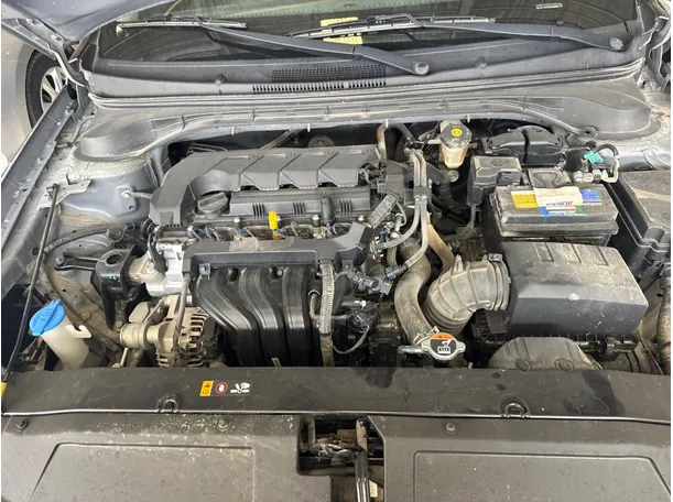 Car image 17