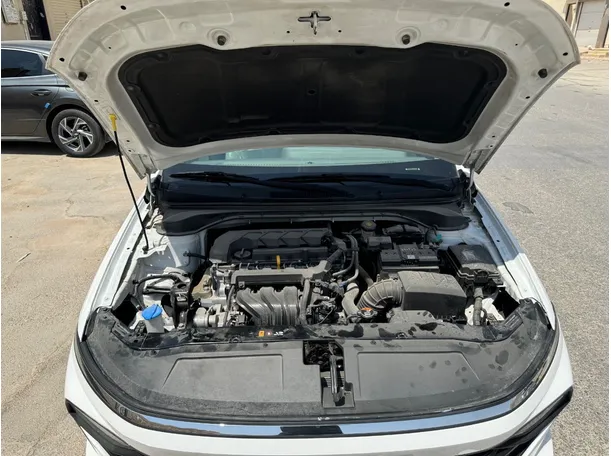 Car image 26