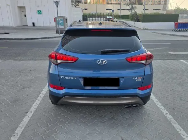 Car image 5