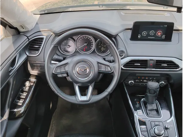 Car image 25
