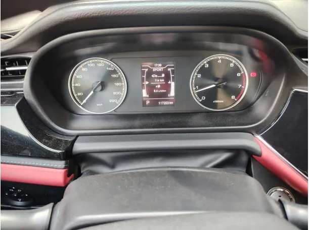 Car image 27